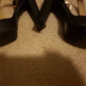 women black shoes